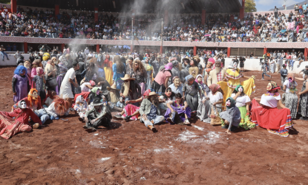 Ajijic Carnival begins with a full house at Lienzo Charro